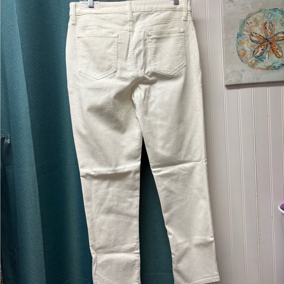 NWT Chico’s So Slimming Girlfriend Slim Ankle White Stretch Jeans Size 6R - Picture 4 of 6